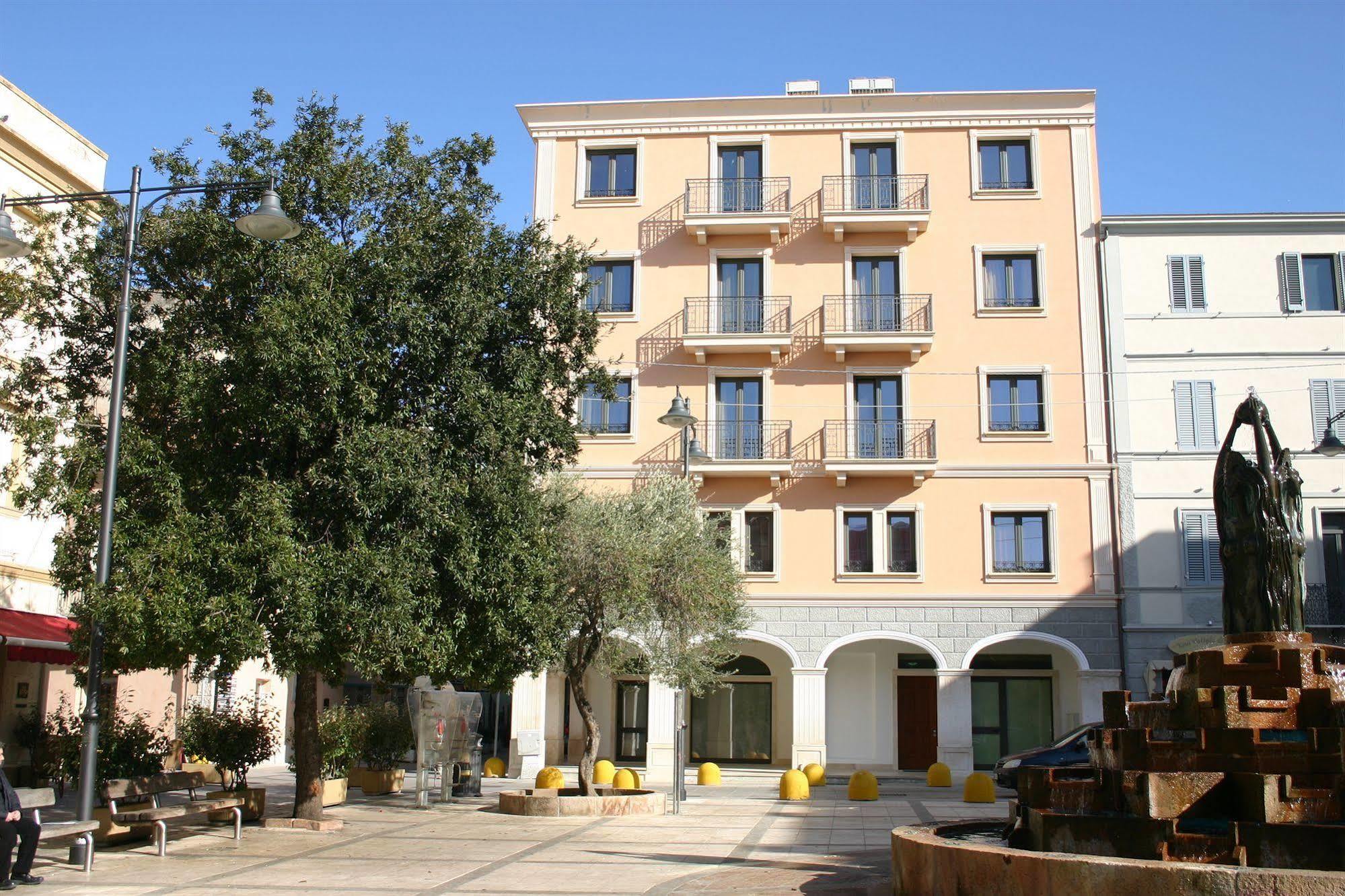 Hotel Regina Elena Ольбия Экстерьер фото